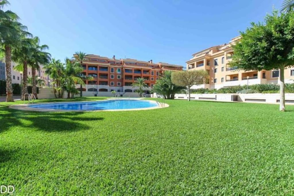 דניה Hogar Brisa De Las Marinas Acogedor Apartamento Con Amplia Terraza Y Acceso Directo A Las Piscinas-Comfortable Apartment With Spacious Terrace And Direct Pool Access מראה חיצוני תמונה